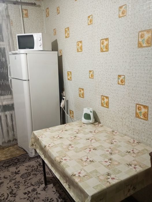 Новий рік .Алмазний. Автовокзал, 23 Вересня, 900гр. ціна за добу,5 о