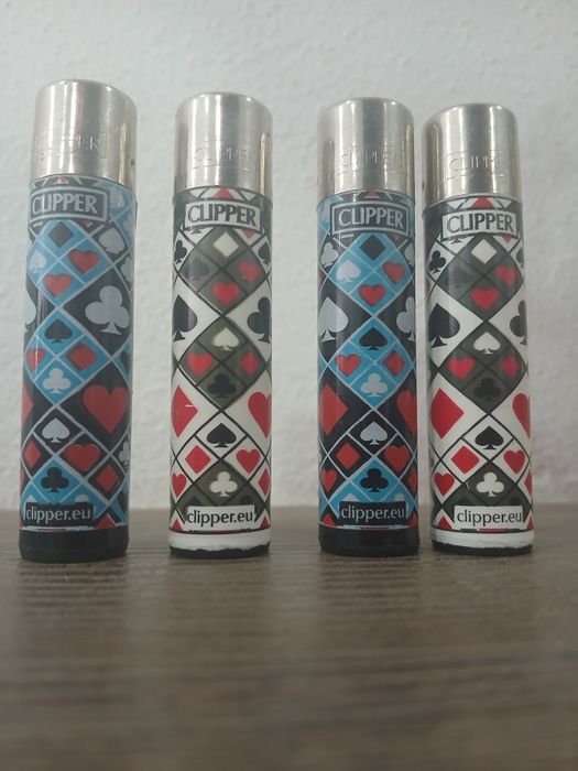 90 isqueiros Clipper colecção