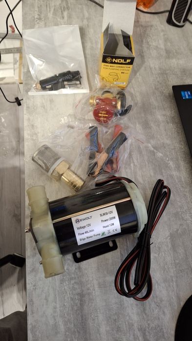 Насос для перекачки воды REWOLT, трюмный 12В