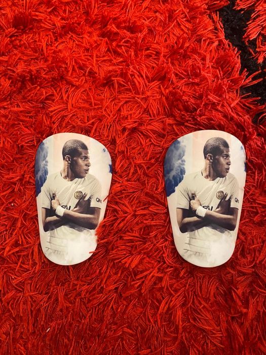 Mini Caneleiras Mbappé Novas