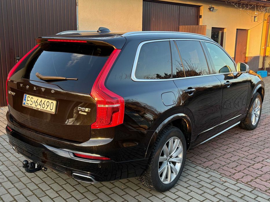 Volvo XC90 D5 AWD  R-design