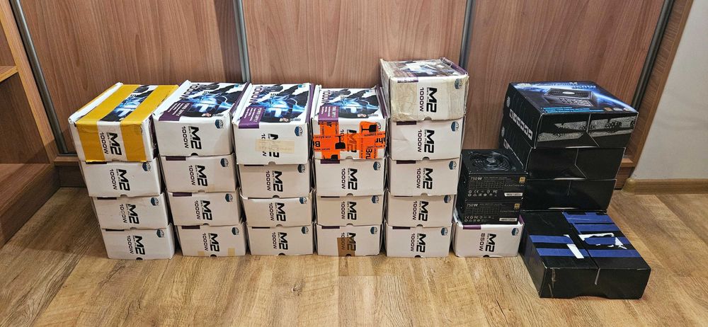 29 zasilaczy komputerowych 1000W 850W 750W z okablowaniem - uszkodzone
