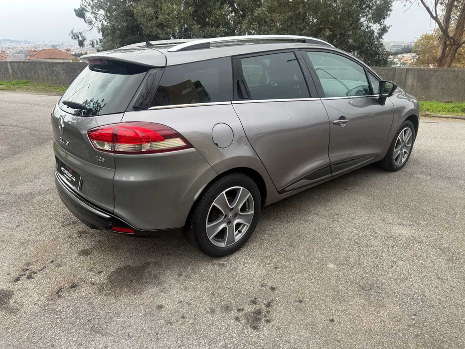Renault Clio sport tourer 0.9 TCE