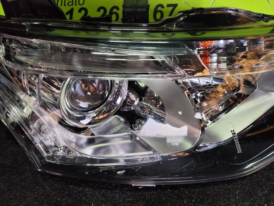 MITSUBISHI OUTLANDER FAROL XENON DIREITO - FF639