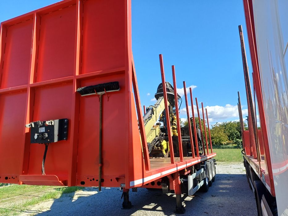 Semi reboque lecitrailer eixo d+ grua loglift 82s com motor