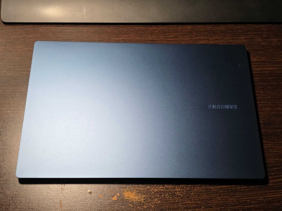 GalaxyBook Pro 13.3" Intel i7 | 16GB RAM 512GB SSD | Amoled FHD |