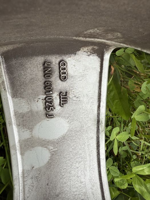 Felgi aluminiowe Audi OE ET 32 8jx19” 5x112 A6 C6 C7 A8D4 Q3 Q5