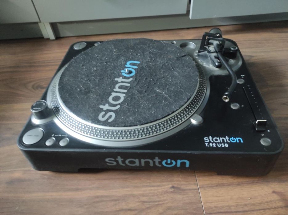 Gramofon stanton T.92 USB