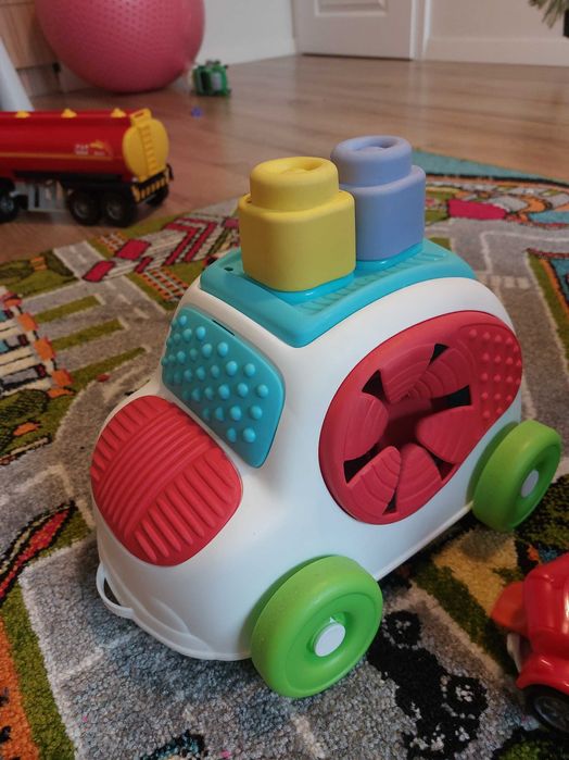 Auto gumowe Clemmy, Clementoni