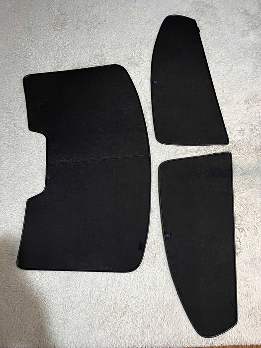 Komplet zasłon przeciwsłonecznych Raystop – BMW E90 sedan (3 szt.)