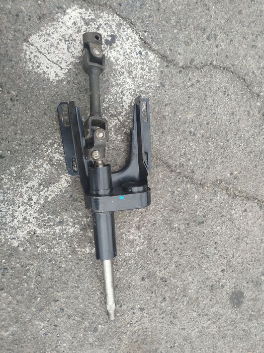 Продам нове кріплення рулевого вала с корданчіком  від Ваз 2105  ціна