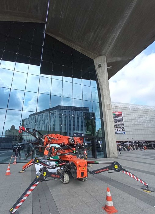 Tachomy - mini żuraw | dźwig do szklenia | spider | 27 m | 8 t udźwig