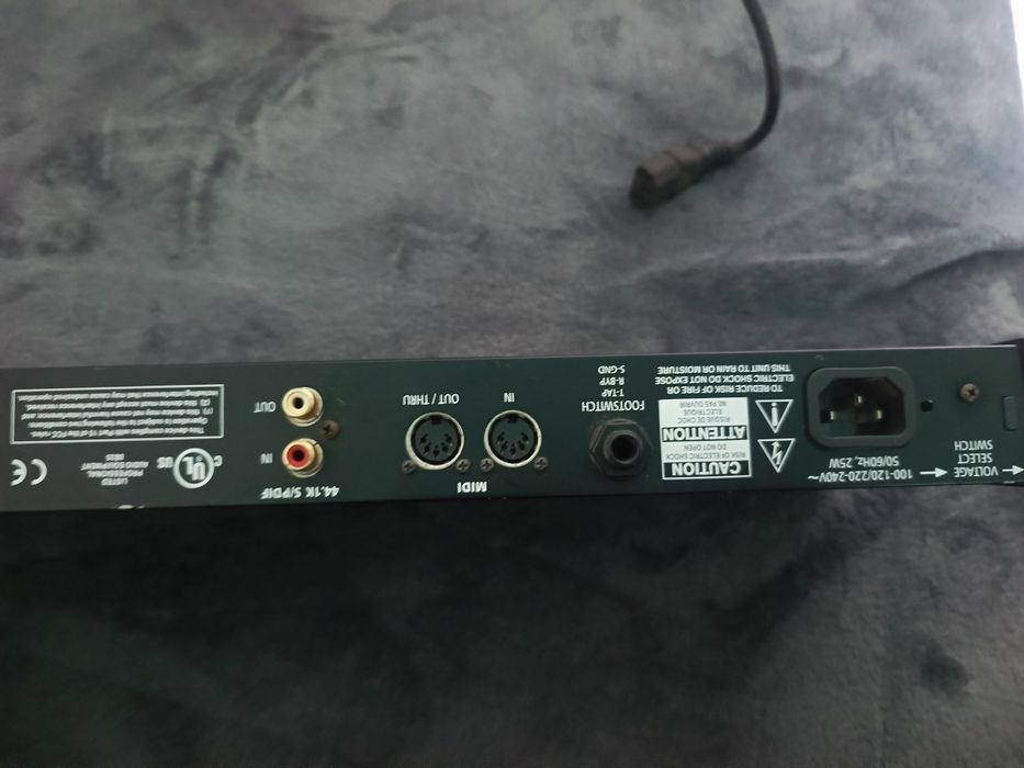 Вокальний процесор ефектів, ревер, LEXICON MPX 200