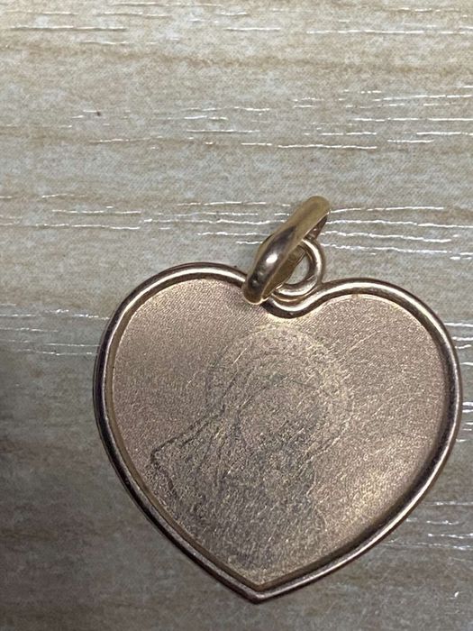 Кулон  золотой