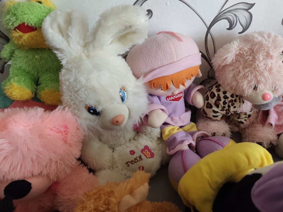 Игрушки мягкие развивающие
