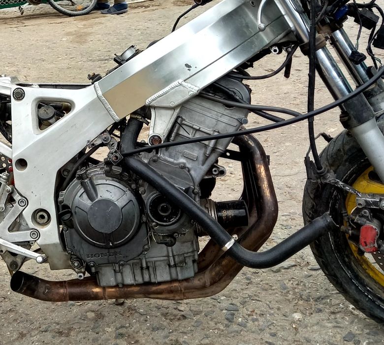 Двигатель хонда сбр900 на запчасти