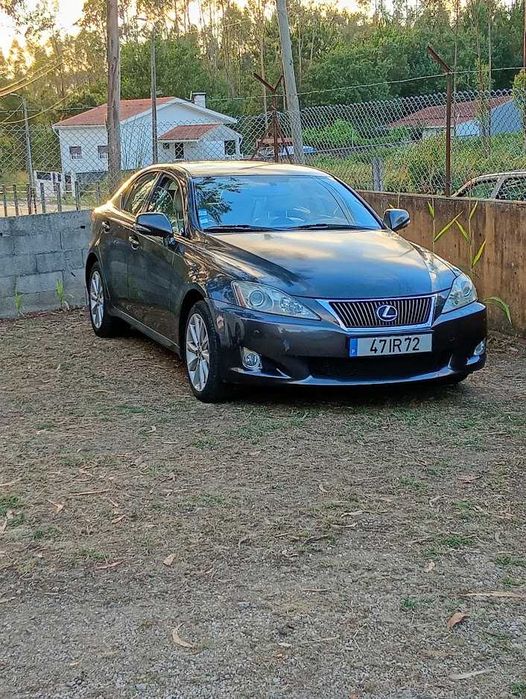 Lexus 220d  Bom estado geral / Revisão ok