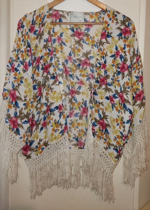 Kimono Zara às flores