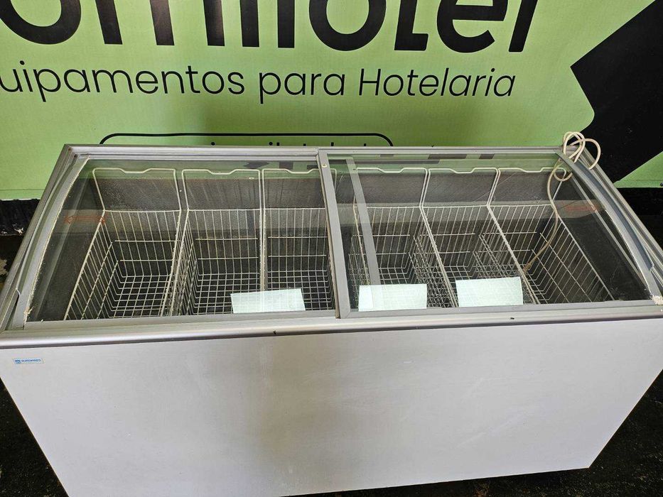 Vitrine para congelados