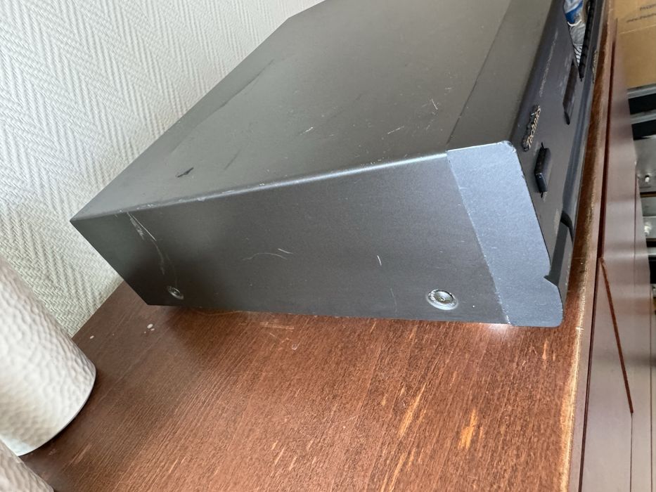Zmieniarka cd Technics Sl-PD687