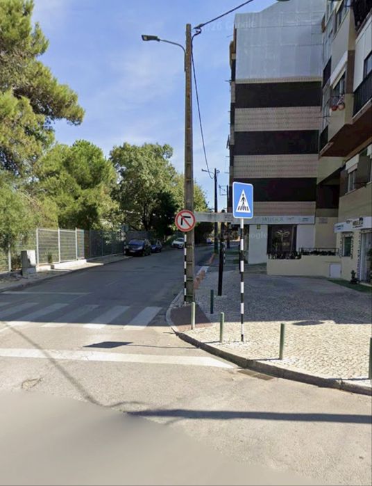 Loja para Arrendamento – Amora | 150 m² | Excelente Localização