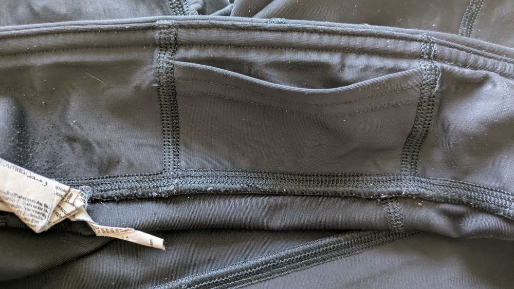 Szorty Under Armour rozm. M legginsy krótkie