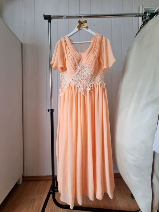 Zjawiskowa suknia ślub wesele dla mamy lub świadkowej