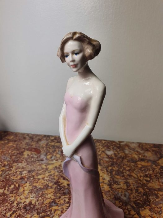 Piękna figurka porcelana Coalport  Silhouettes "KAY" 26 cm Anglia
