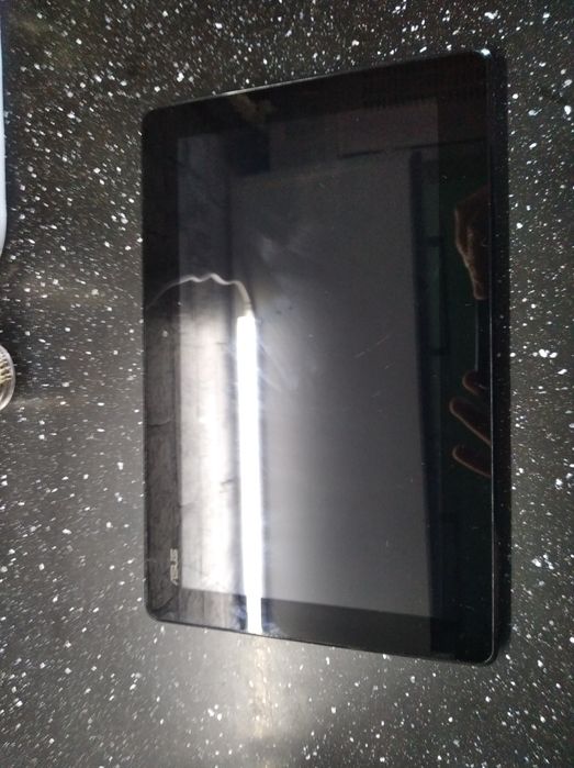 Планшет Asus на запчастини.