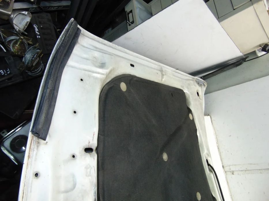 Mitsubishi Space Runner capot " usado em bom estado