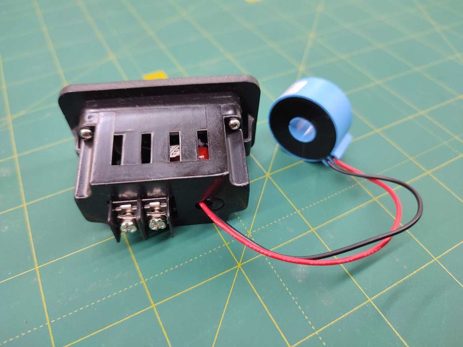 Счётчик моточасов GV05 с ваттметром, вольтметром, частотомером