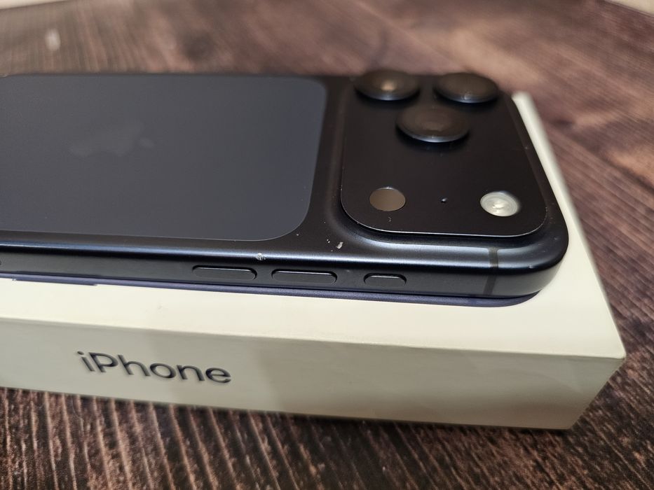 Смартфон Apple iPhone 17 Pro 256Gb Deep Blue 100%, гарантія, 83 цикли