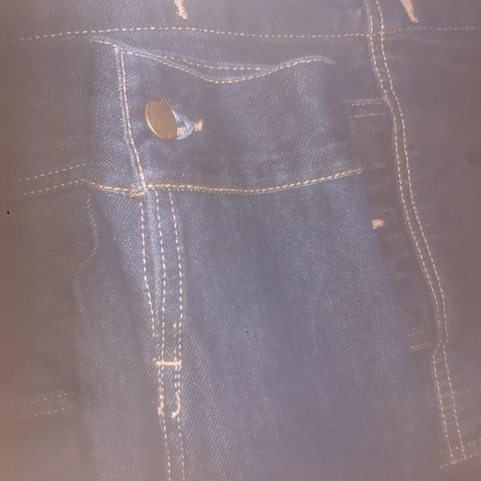 Śliczna  meska  kurtka  Jeans