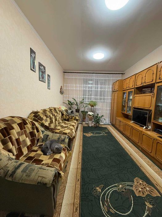 2к, Виставка ТЕМП, будинок на 6 квартир ,своя територія