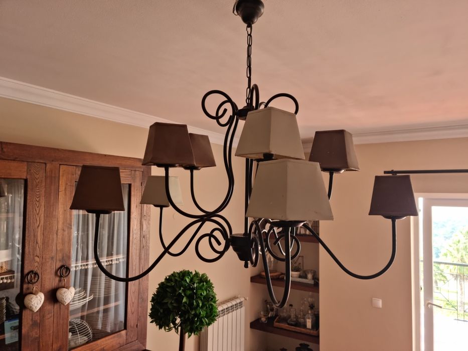 Candeeiro preto ferro