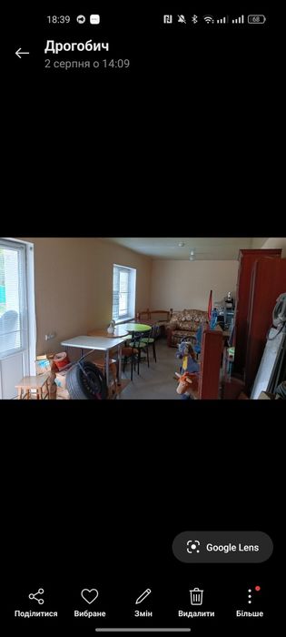 Продаж 2 поверхового будинку з балконами і ділянкою