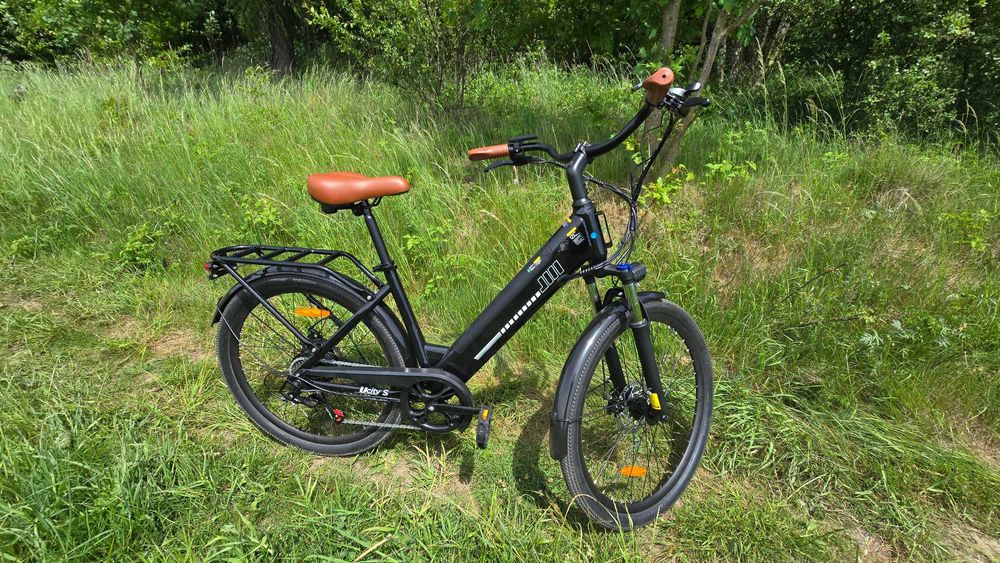 TREKKINGOWY rower elektryczny 250W silnik 90km zasięg