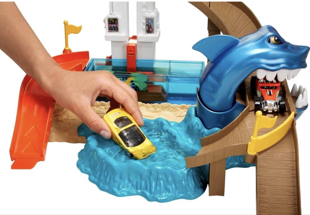 ZESTAW Tor samochodowy Color Shifters Hot Wheels BGK04 Rekin PREZENT!