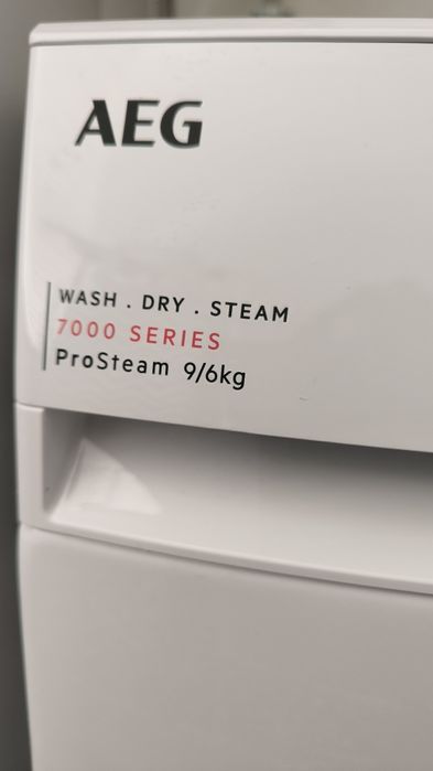 *RESERVADA*Máquina de lavar e secar AEG