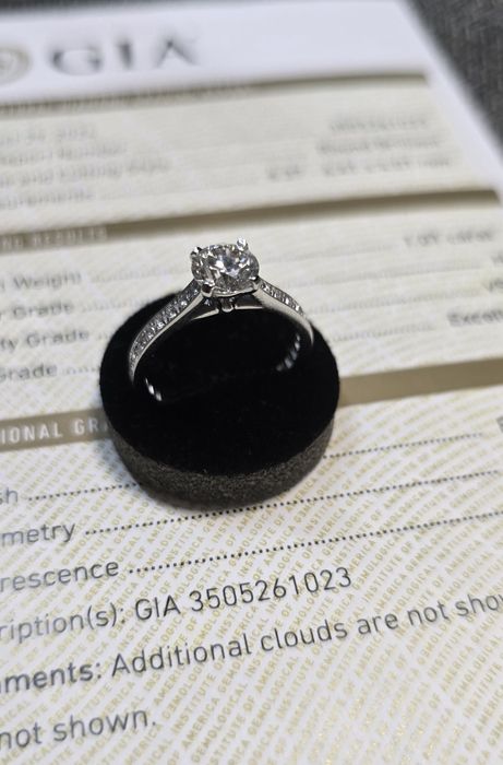 GIA 1,38 ct H/VS1 Exellent натуральні діаманти, золота каблучка.