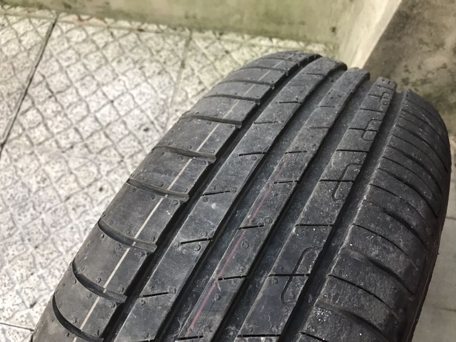 Pneu novo 205/60/16
