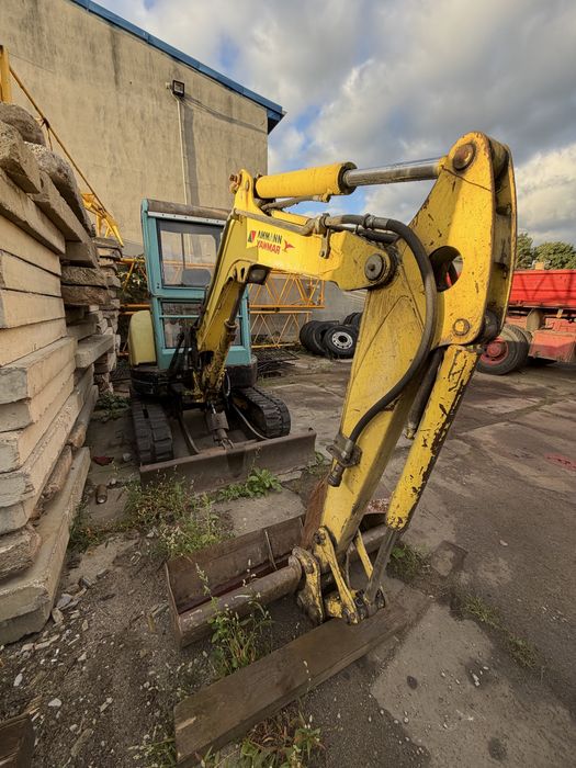 Minikoparka Yanmar 35-3