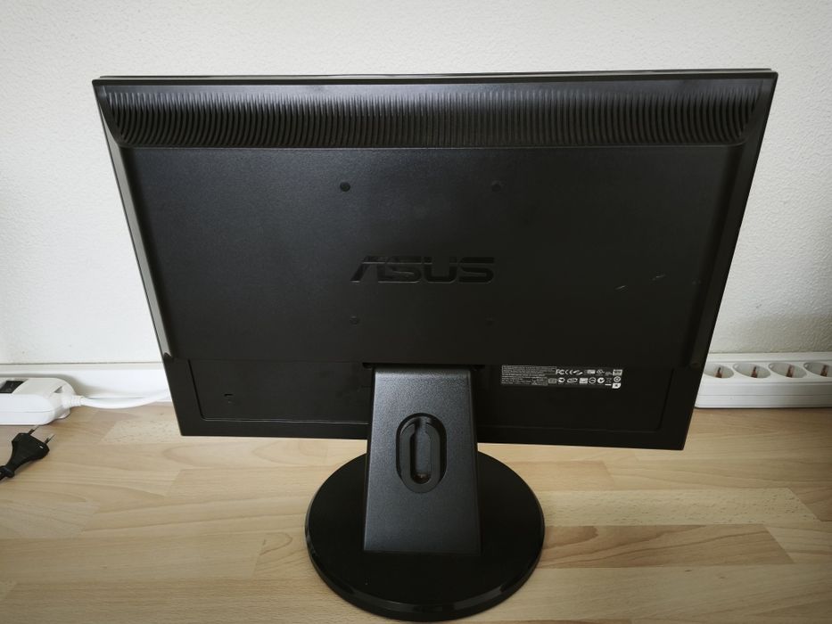 Monitor LCD ASUS VW192DR