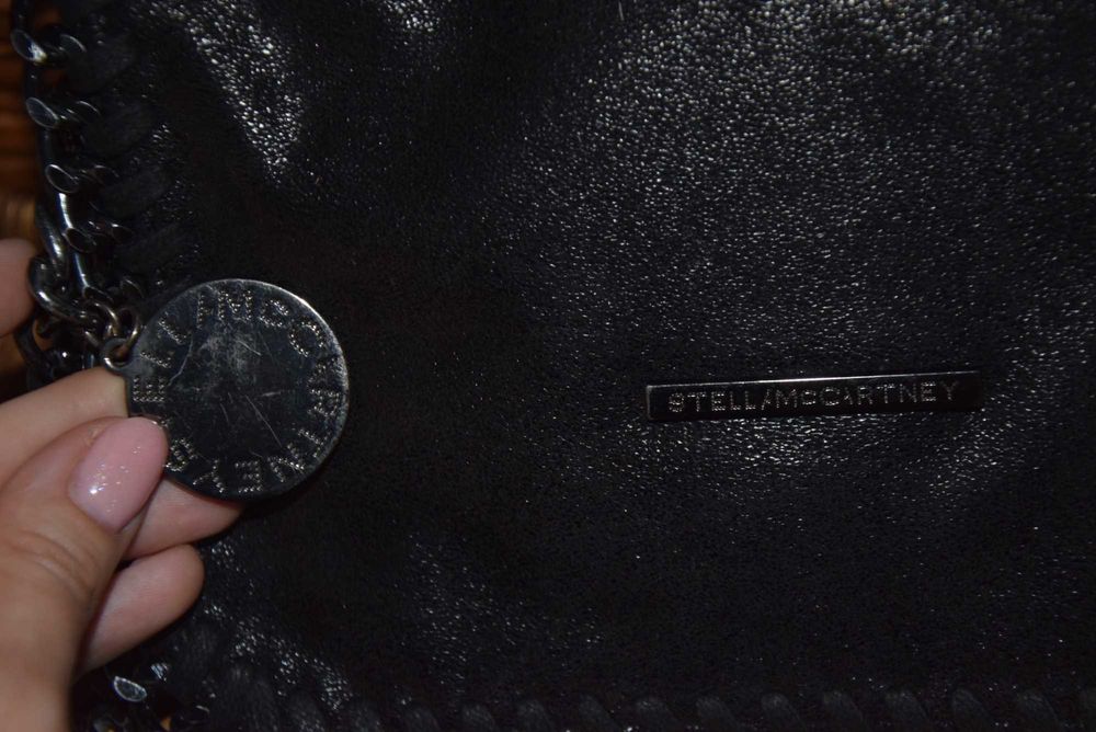 Czarna torebka listonoszka Stell Mc Cartney