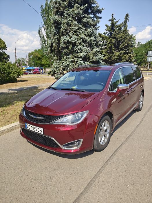 Chrysler pacifica