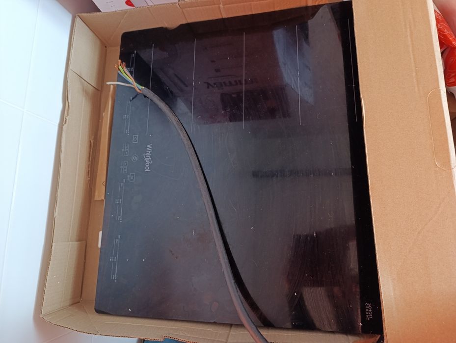 Placa de indução - funcional mas partida