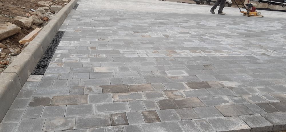 Бруківка встановлення продаж доставка плитка тротуарна