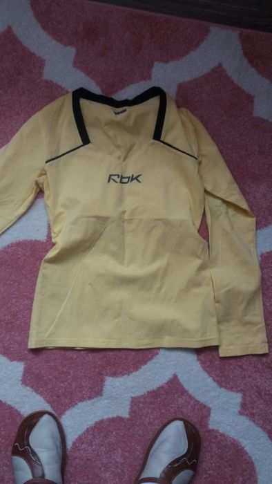 Sprzedam bluzę reebok damską