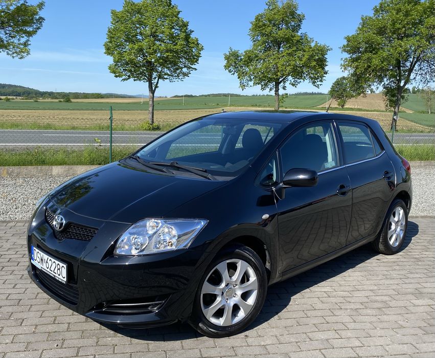Toyota Auris 1.4 przebieg 149tys kamera alusy zadbany