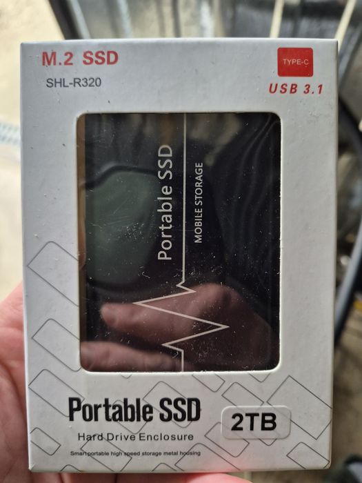 Dysk zewnetrzny przenośny 2TB